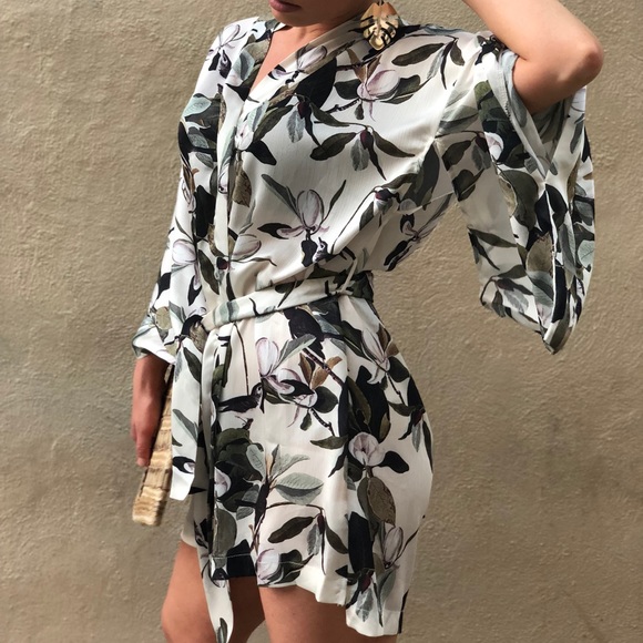 🆕Maryann Floral Leaf Tropical Print Kimono Dress - Picture 8 of 8